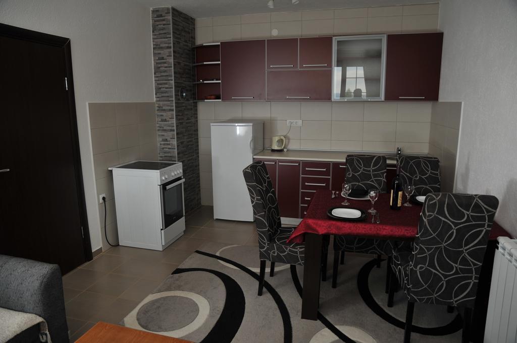 Apartments Millenium Жабляк Экстерьер фото