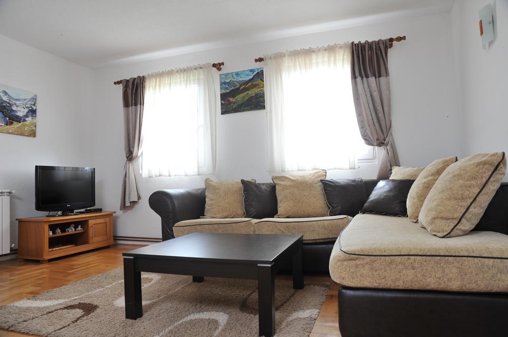 Apartments Millenium Жабляк Экстерьер фото